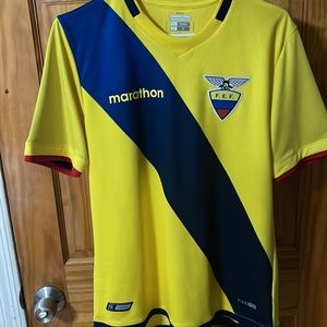 Ecuador soccer jersey size  medium